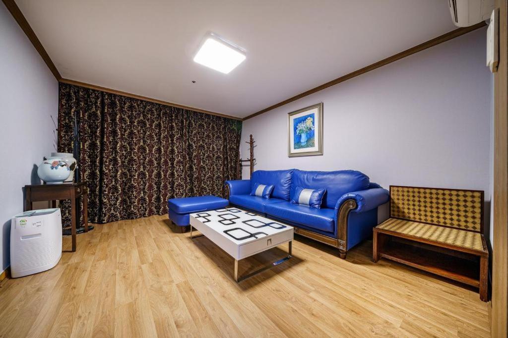 Hotel Olympic Changwon Exterior foto